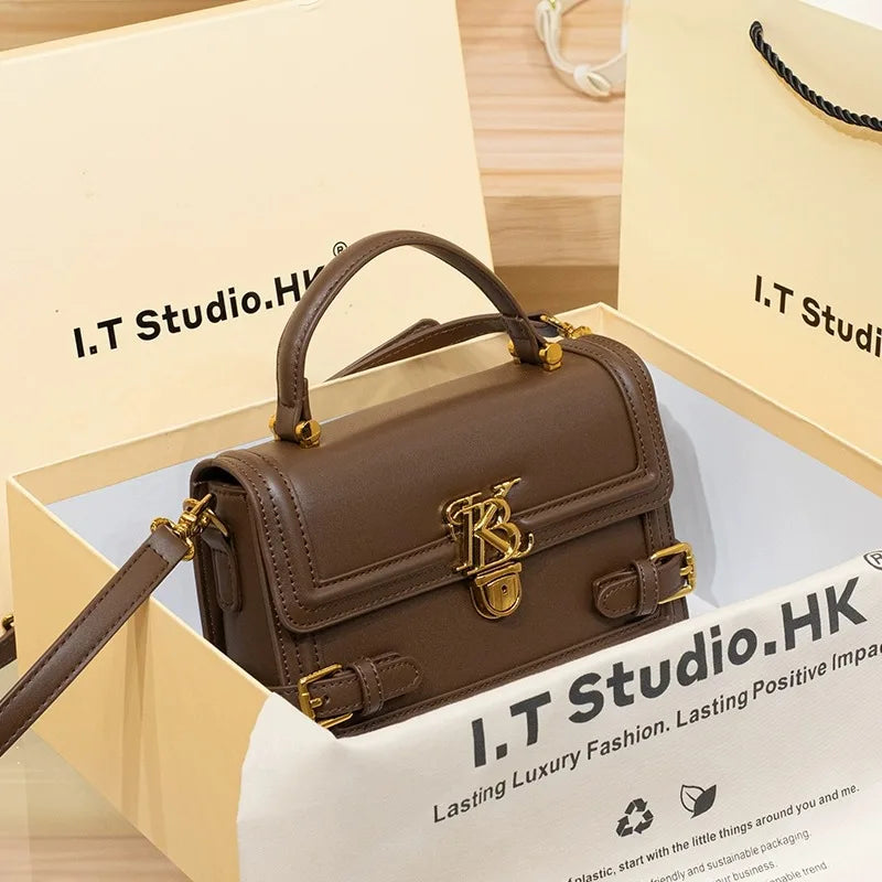 Luxury Women's Genuine Leather Handheld Small Square Bag with Advanced Texture Retro Bag 2024 New Designer One Shoulder Crossbod