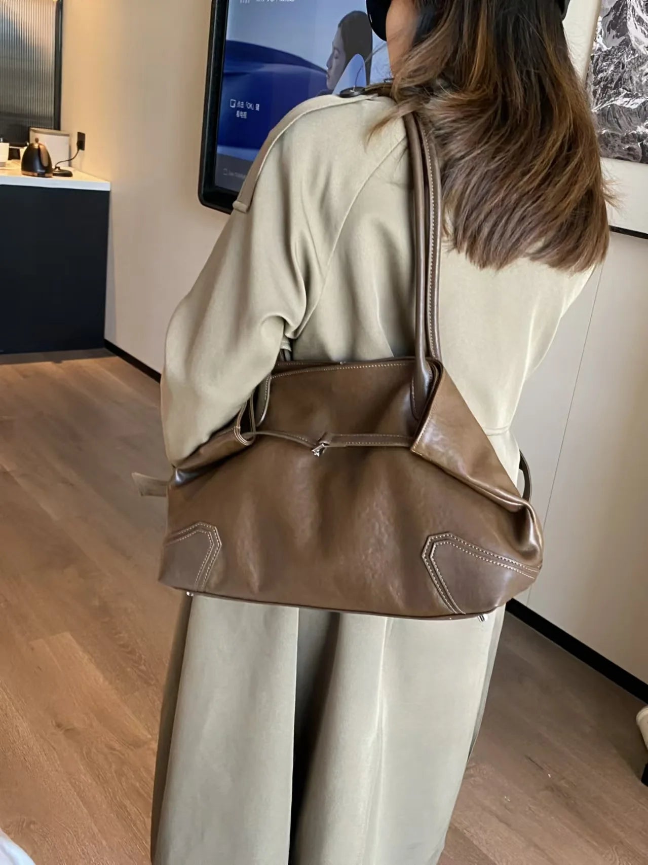 First Layer Cow Leather Female Tote Beige Coffee Luxury Design Long-handle Handbag Practical and Durable Armpit Shoulder Bag