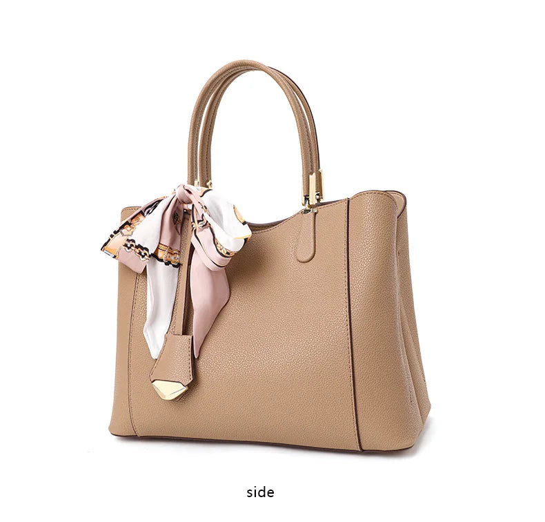 2024 New Women's Handbag Grand and High end Cowhide Commuting Mom's Bag