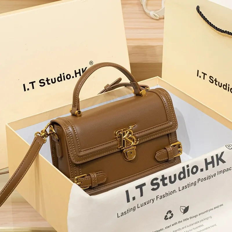 Luxury Women's Genuine Leather Handheld Small Square Bag with Advanced Texture Retro Bag 2024 New Designer One Shoulder Crossbod