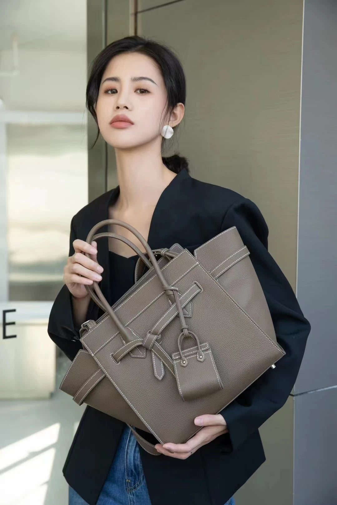 Luxury High Quality Cowhide Handbags For Women Fashion Large Capacity Solid Genuine Leather Tote Bag Versatile Simple Trendy Bag