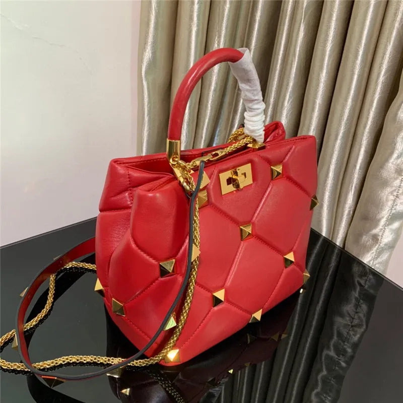 New Luxury Brand Designer Bucket Bag Large Rivet Rhombus One Shoulder Messenger Small Square Bag Chain Handbag Woman's Tote Bag