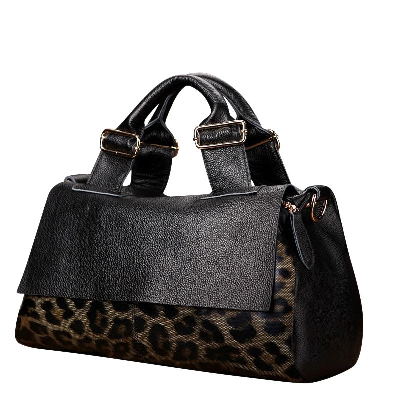 The fashionable leopard print women's handbag is made of high-quality cowhide and is a large and beautiful bag