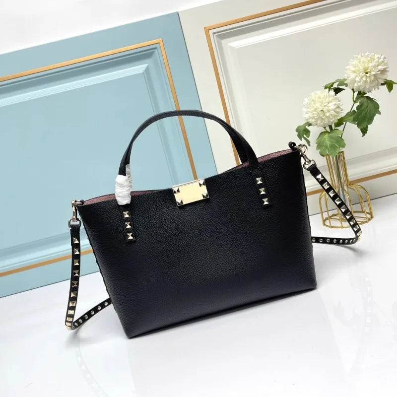 Large Capacity Rivet Purse Shoulder Bags Leather Shopping Bag Lock Button Studed Designer Tote Bag Versatile Crossbody Trendy