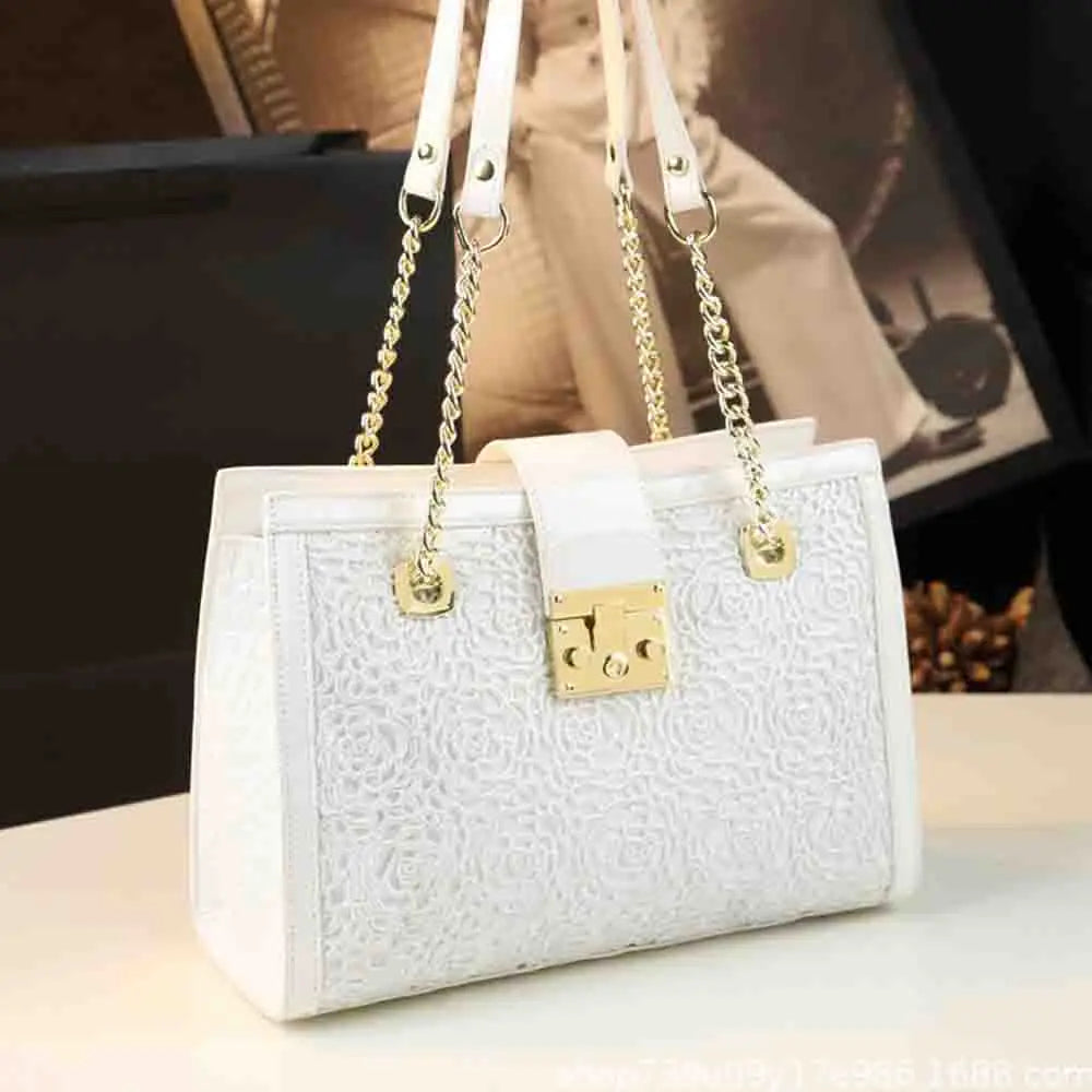 Fashion Noble Women Shoulder Lace Crocodile Print Handbag Luxury Patent Leather Chains Elegant Tote Ladies Clutch Bags 2023 New