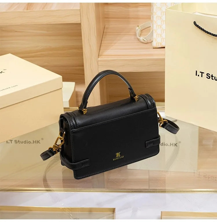 Luxury Women's Genuine Leather Handheld Small Square Bag with Advanced Texture Retro Bag 2024 New Designer One Shoulder Crossbod