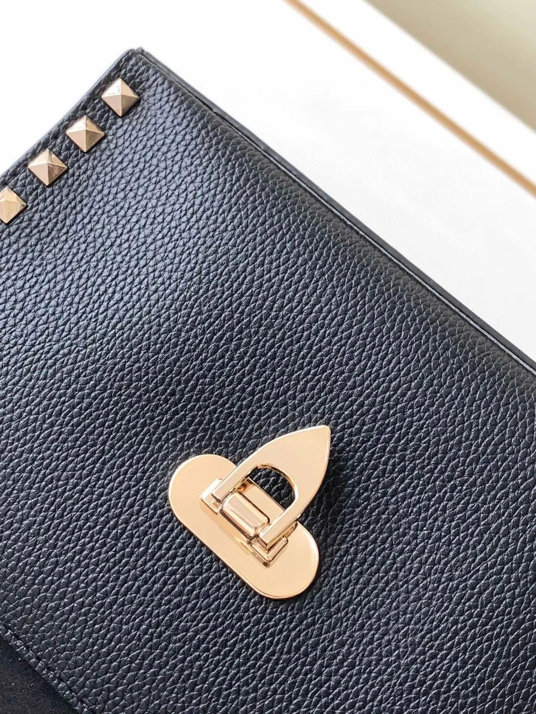 2024 Luxury Design Rivet Crossbody Bag Women Genuine Leather Single Ladies Hand Bags Shoulder Messenger Stud Purses and Handbag