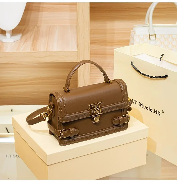 Luxury Women's Genuine Leather Handheld Small Square Bag with Advanced Texture Retro Bag 2024 New Designer One Shoulder Crossbod