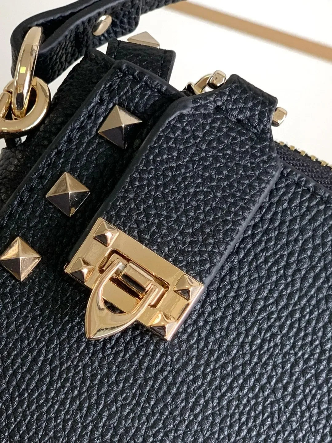 Stud rivet designer black luxury design small crossbody bag fashion leather shoulder messenger women purses and handbags