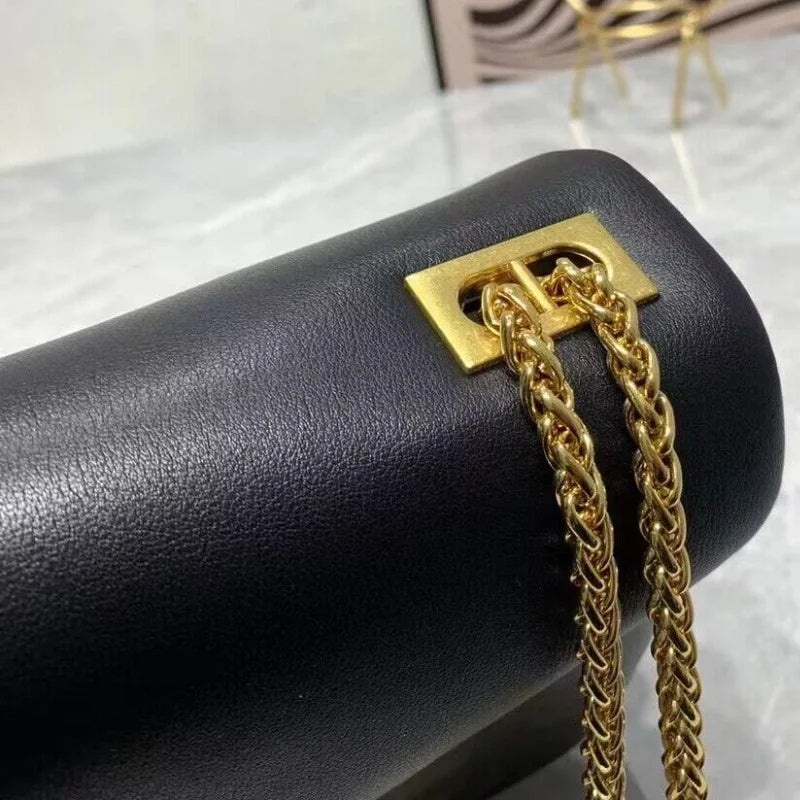 Women's Luxury Designer Handbag Top Quality Genuine Leather Large Rivet Crossbody Shoulder Bag Fashion Chain Square Bag Female