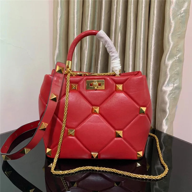 New Luxury Brand Designer Bucket Bag Large Rivet Rhombus One Shoulder Messenger Small Square Bag Chain Handbag Woman's Tote Bag