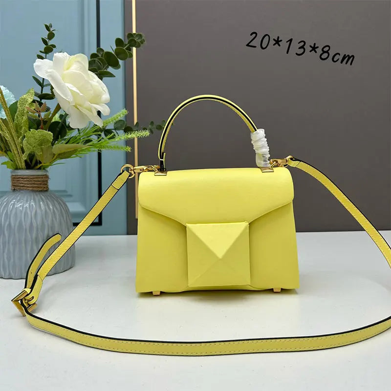 Women's Luxury Large Rivet Handbag Soft Genuine Leather One Shoulder Bag Fashion Lady Purse Evening Party Clutch Bag 2023 New