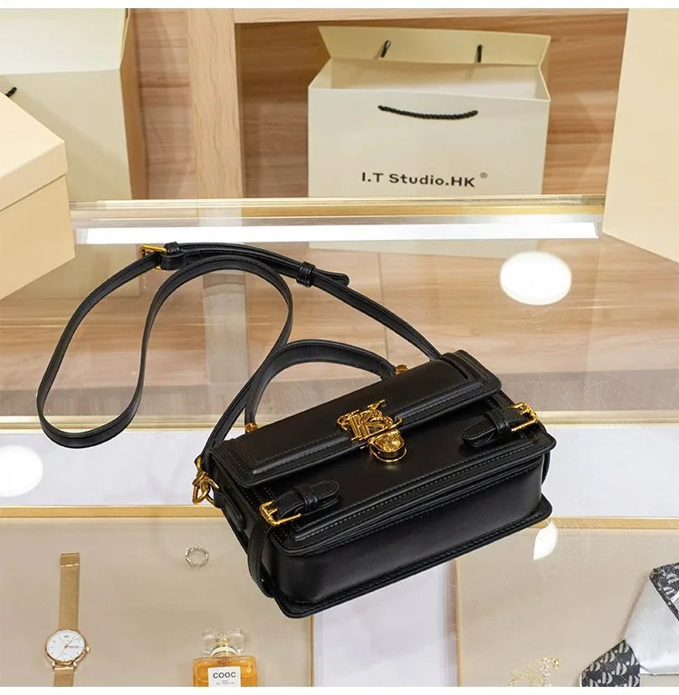 Luxury Women's Genuine Leather Handheld Small Square Bag with Advanced Texture Retro Bag 2024 New Designer One Shoulder Crossbod